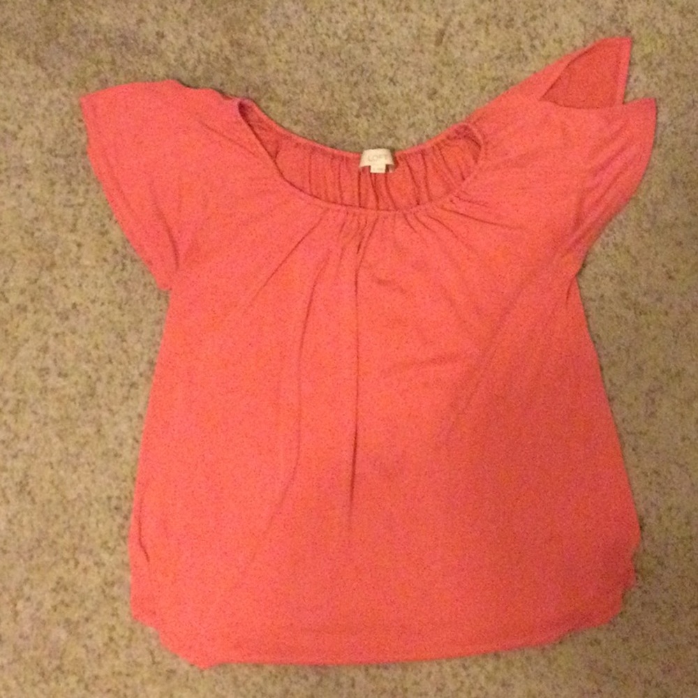 Loft brand women’s top. Size small. Extremely soft material. Pink/orange color.